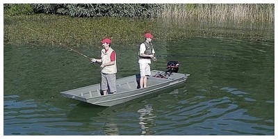 Bateau � fond plat