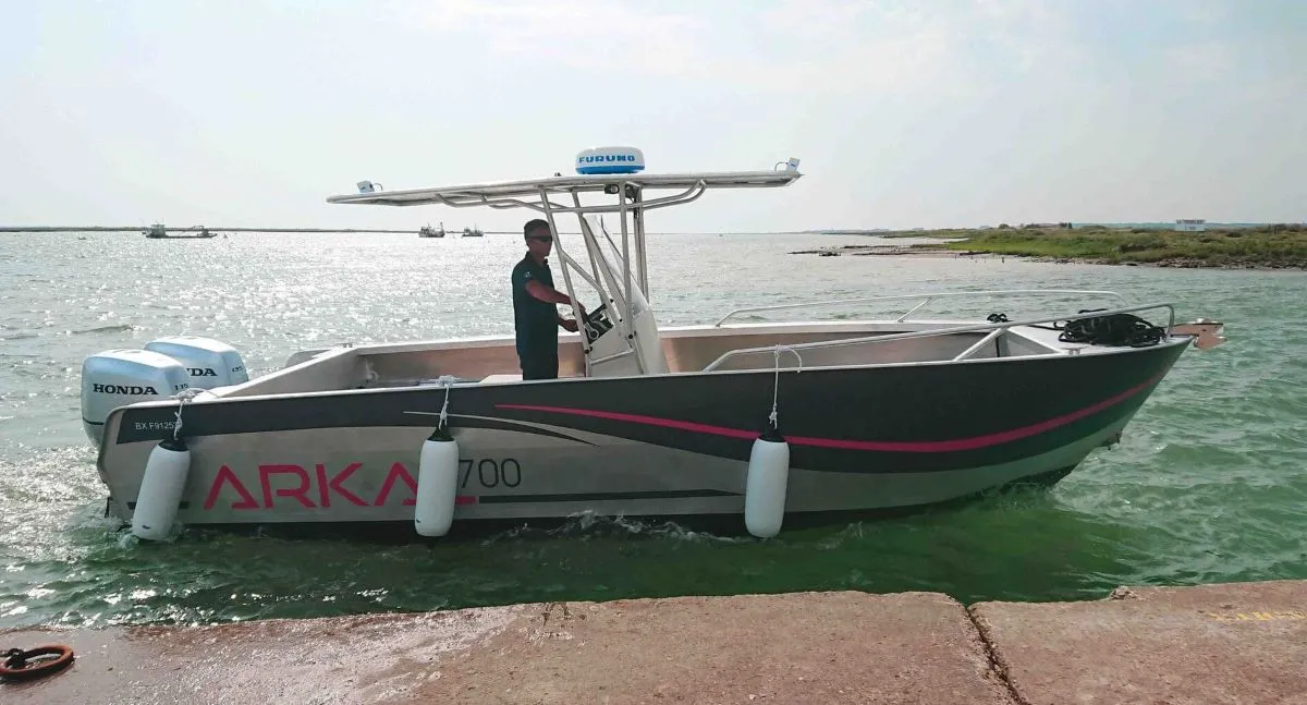 Bateau de pêche en aluminium