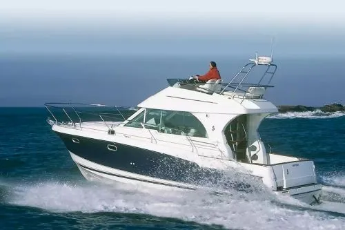 Bateau de pêche tout usage "Beneteau Antares 980" Bateau de pêche tout usage "Beneteau Antares 980"