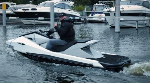 Jet ski électrique