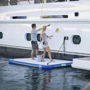 Plateforme de baignade ou de nettoyage amovible pour bateau