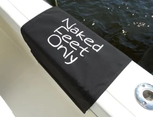 Tapis d'embarquement pour plat bord de bateau