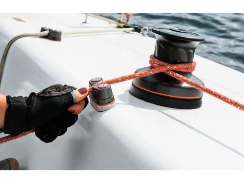 Les taquets d'un bateau : Taquet à coinceurs